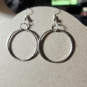 1.5" Silver Tone Hook Hoop Dangle Earrings Artisan NWT Tony Alexander Jewelry